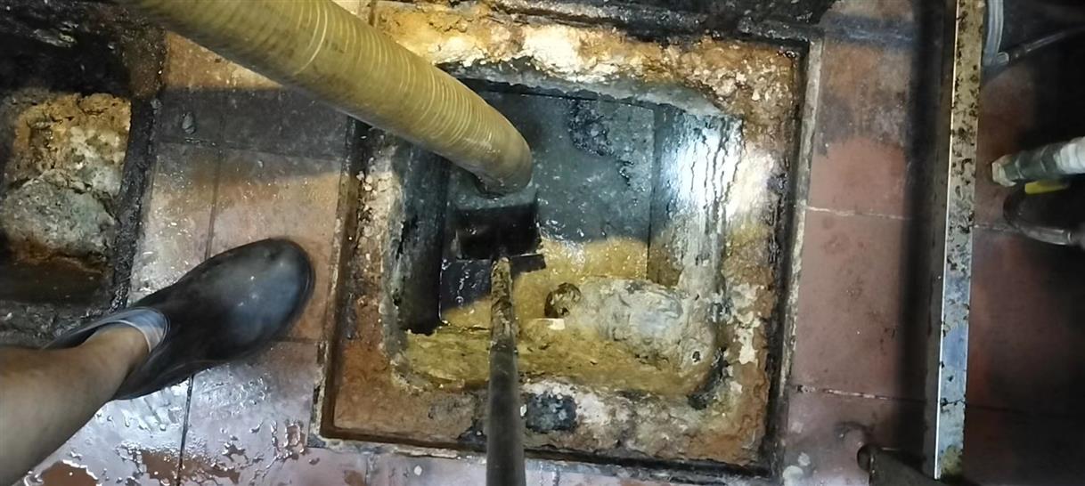 丰顺污水池清理一般都有毒气，怎么预防中毒呢？