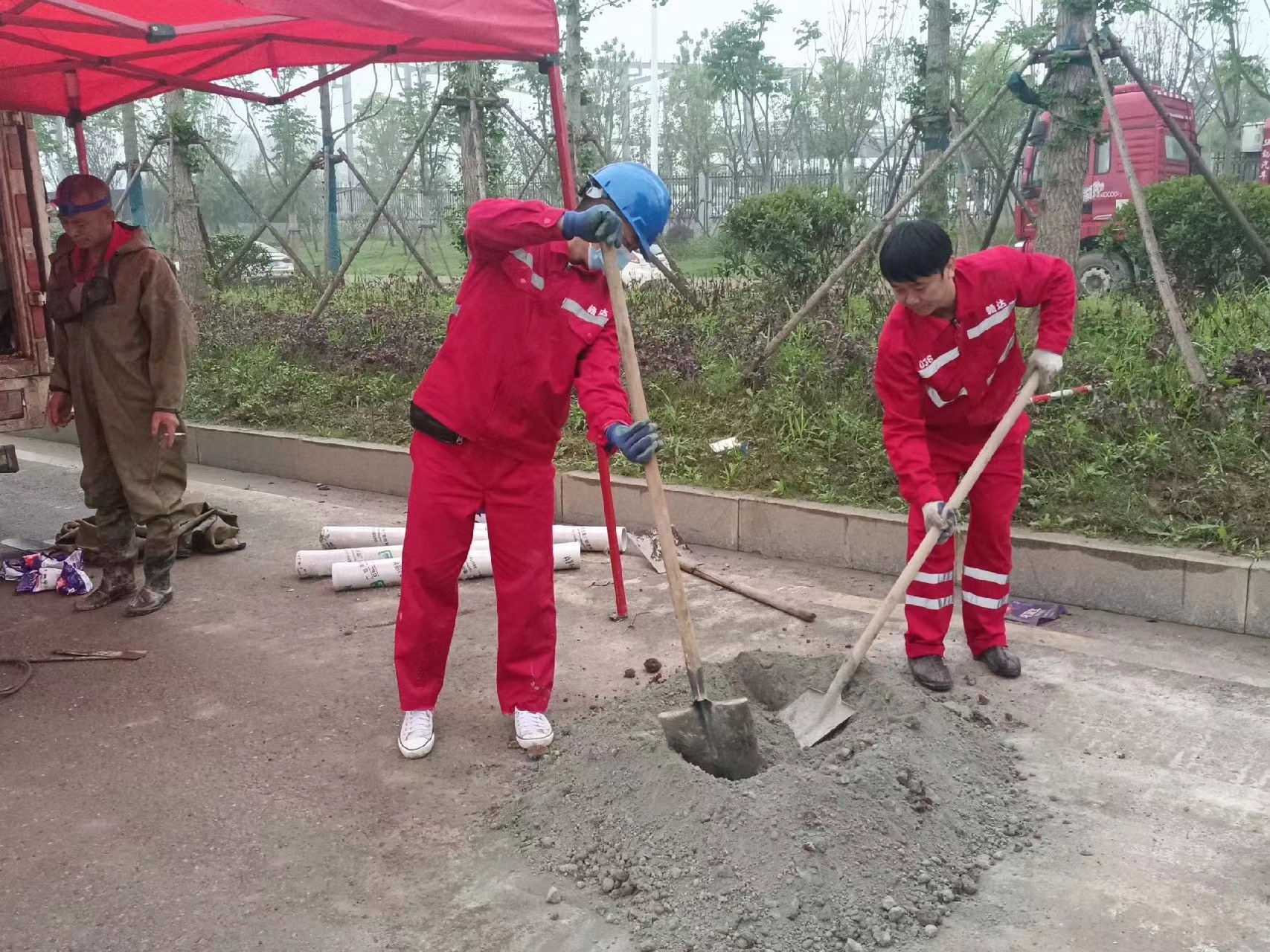 丰顺管道疏通哪家好】及时进行市政管道清淤